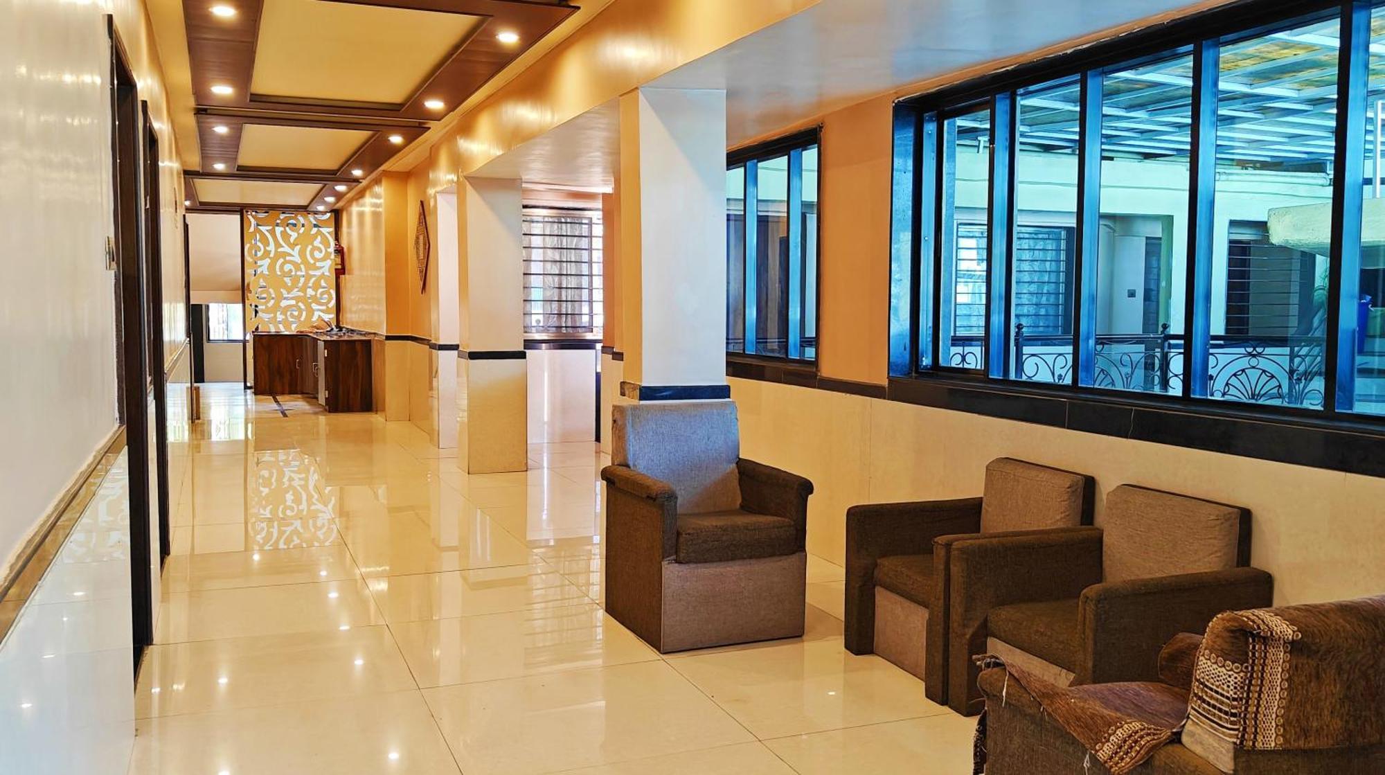 Hotel Saraswati Mount Abu Esterno foto